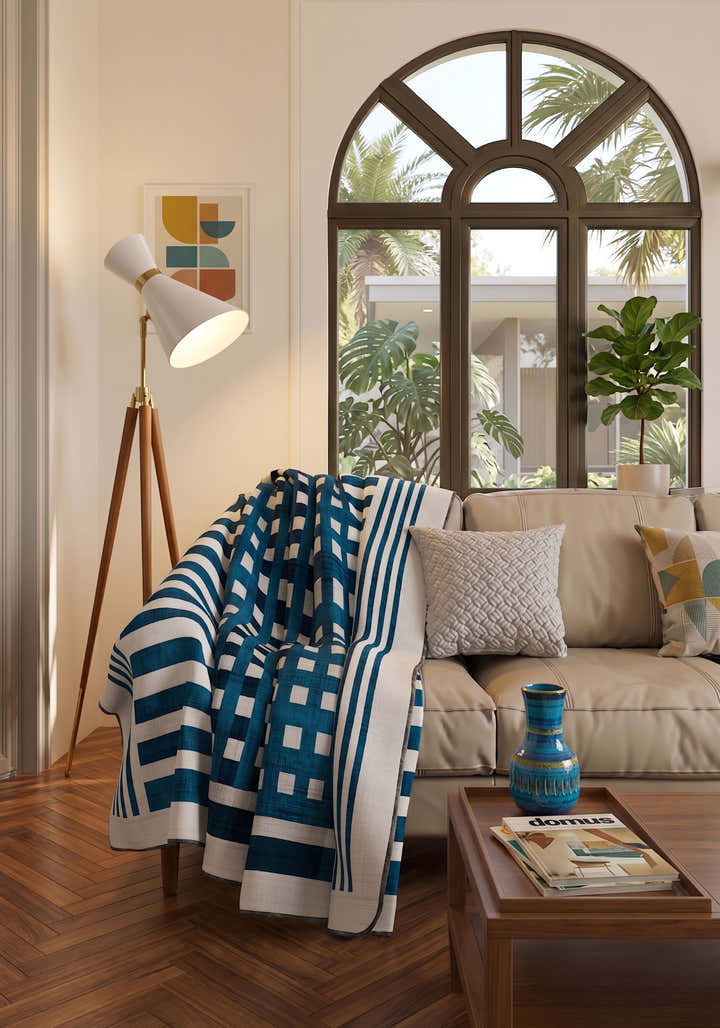 Quillon Blue Checkered Blanket
