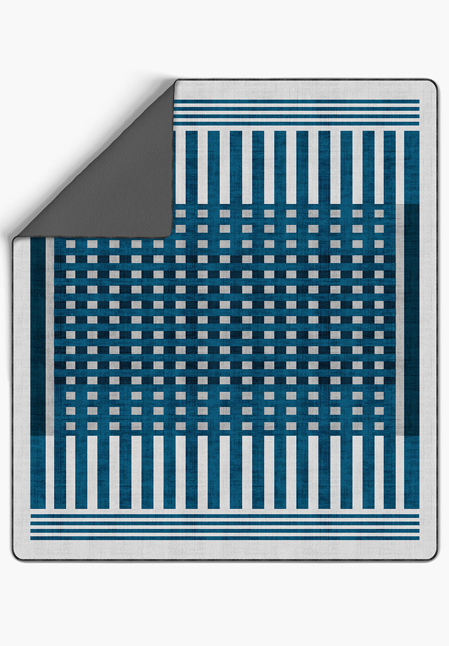 Quillon Blue Checkered Blanket
