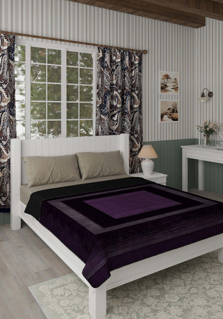 Mila Purple Blanket
